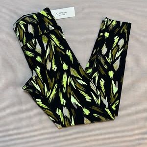 Calvin Klein Printed High-Waist Leggings NWT 👟